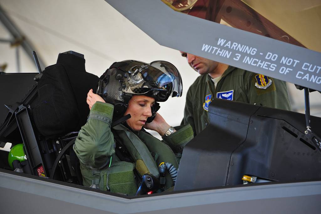 Air Force considers expanding pilot height requirements as it seeks ...