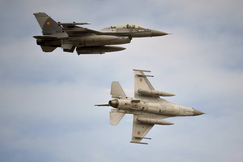România deschide un centru de pregătire a piloților F-16 pentru NATO, Ucraina