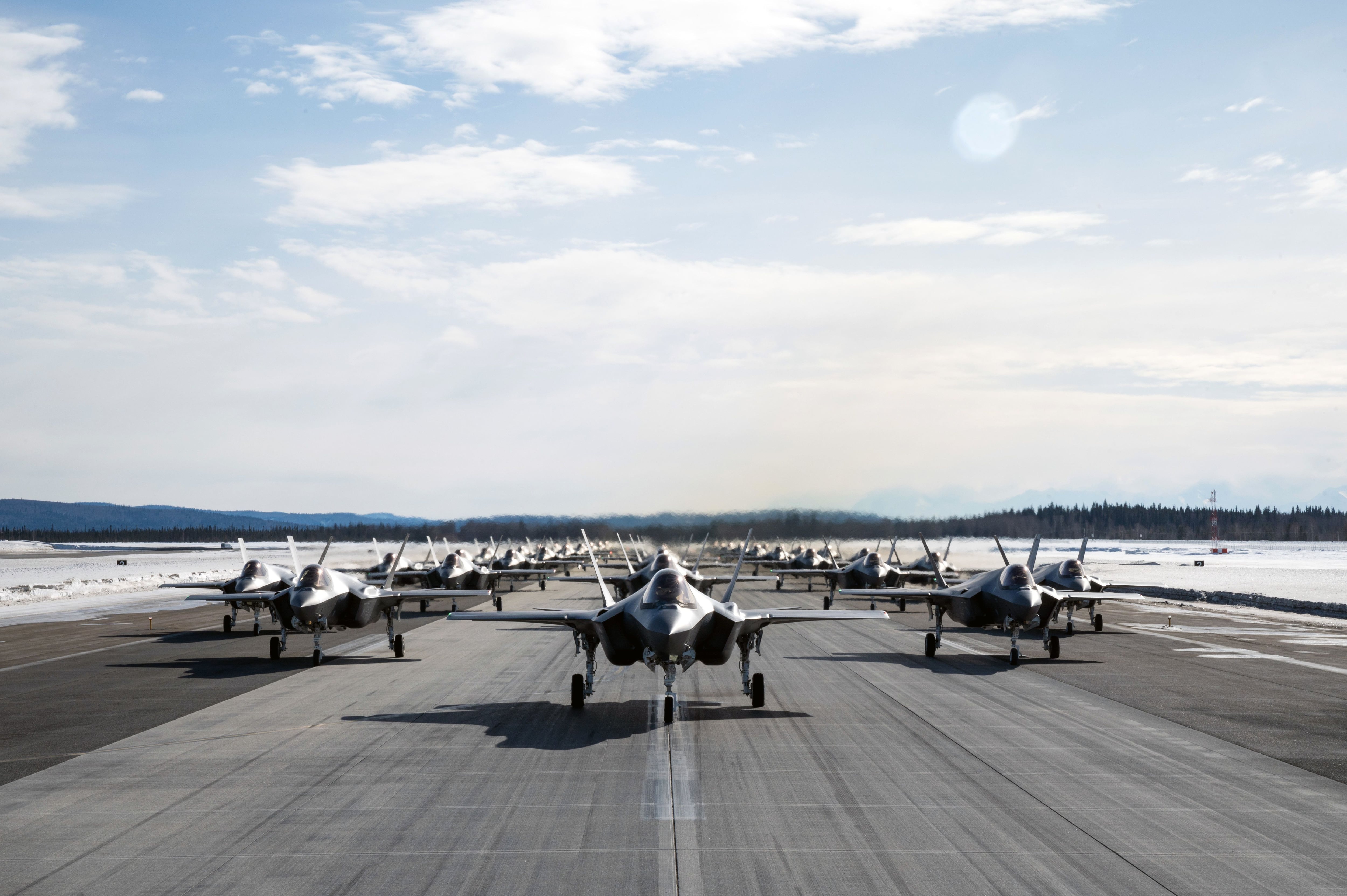Air Force hopes to entice airmen with bonuses, fast-track enlistment