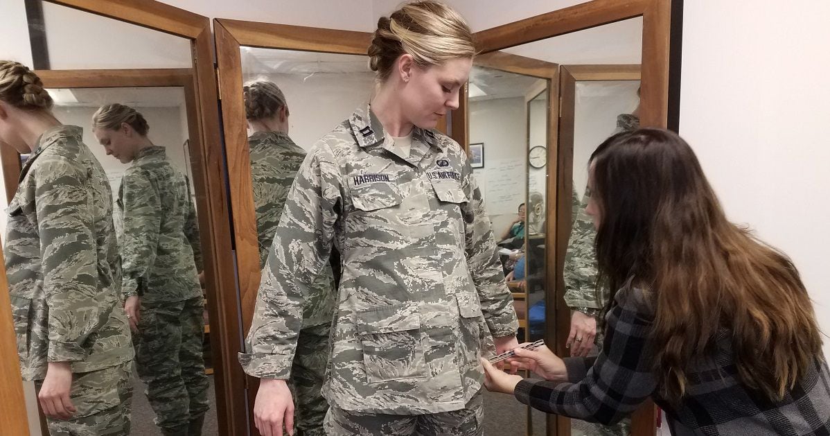 Air Force Jewelry Regulations cafecentralmugron.fr