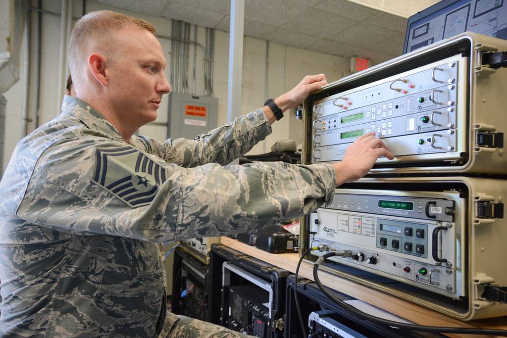Senior Master Sgt. Mark Farmer, a space systems operations superintendent assigned to the 114th Space Control Squadron at Patrick AFB, Florida, monitors satellite networking equipment June 3, 2016. (Tech. Sgt. William Buchanan/U.S. Air National Guard)