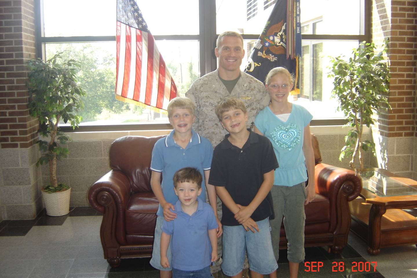 Paul Cucinotta with his children Marissa, Nick, Joey, and Sam in Fort Benning, Ga., on Sept. 28, 2007.