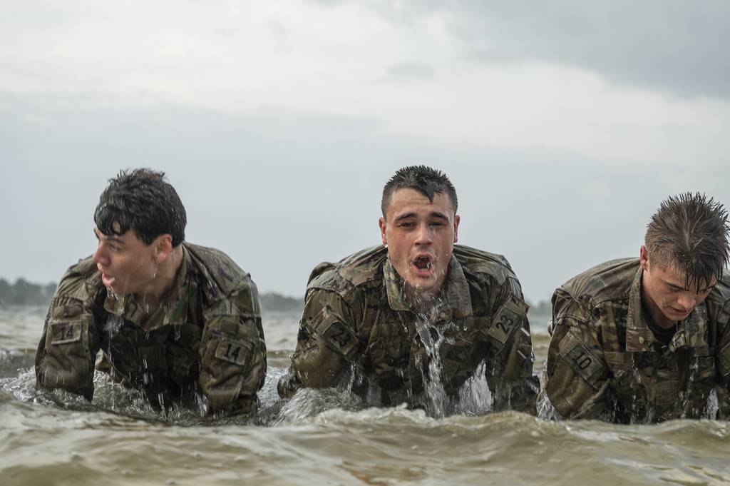 Air Force's first female special tactics officer earns coveted